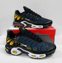 Load image into Gallery viewer, Shoes men