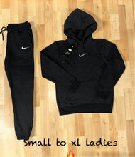Load image into Gallery viewer, Tracksuit women