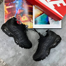 Load image into Gallery viewer, Shoes