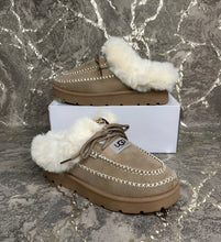 Load image into Gallery viewer, Shoes