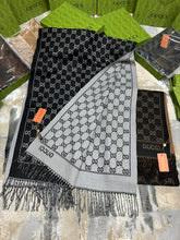 Load image into Gallery viewer, Scarf