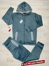 Load image into Gallery viewer, Tracksuit men