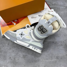 Load image into Gallery viewer, Shoes