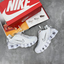 Load image into Gallery viewer, Shoes