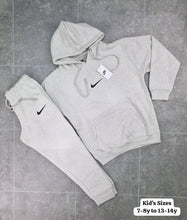 Load image into Gallery viewer, Tracksuit