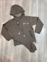 Load image into Gallery viewer, Tracksuit