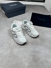 Load image into Gallery viewer, Shoes men