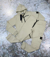 Load image into Gallery viewer, Tracksuit