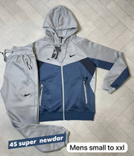 Load image into Gallery viewer, Tracksuit men