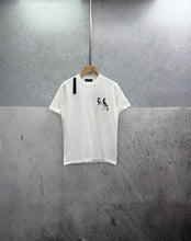 Load image into Gallery viewer, Tshirt