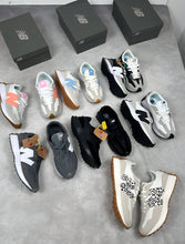 Load image into Gallery viewer, Shoes