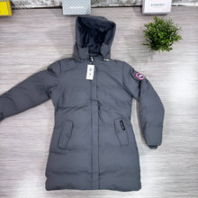 Load image into Gallery viewer, Jacket women