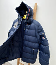 Load image into Gallery viewer, Jacket