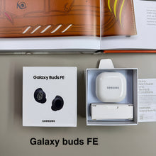 Load image into Gallery viewer, Earphone