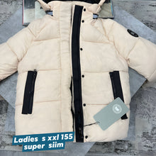 Load image into Gallery viewer, Jacket women