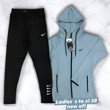 Load image into Gallery viewer, Tracksuit women