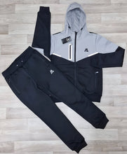 Load image into Gallery viewer, Tracksuit men