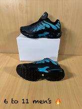 Load image into Gallery viewer, Shoes