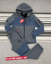 Load image into Gallery viewer, Tracksuit men