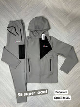 Load image into Gallery viewer, Tracksuit men