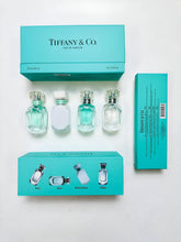 Load image into Gallery viewer, Perfume