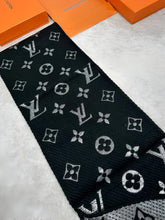 Load image into Gallery viewer, Scarf