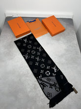 Load image into Gallery viewer, Scarf