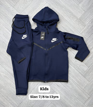 Load image into Gallery viewer, Tracksuit boy