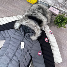 Load image into Gallery viewer, Jacket women