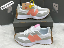 Load image into Gallery viewer, Shoes