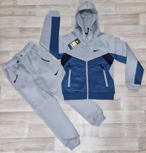 Load image into Gallery viewer, Tracksuit boy