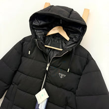 Load image into Gallery viewer, Jacket