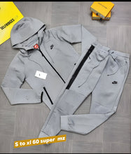 Load image into Gallery viewer, Tracksuit men