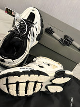 Load image into Gallery viewer, Shoes men