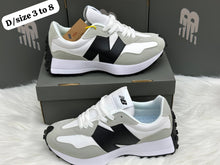 Load image into Gallery viewer, Shoes