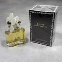 Load image into Gallery viewer, Perfume