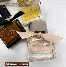 Load image into Gallery viewer, Perfume