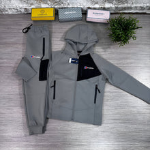 Load image into Gallery viewer, Tracksuit boy