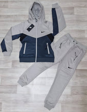 Load image into Gallery viewer, Tracksuit boy