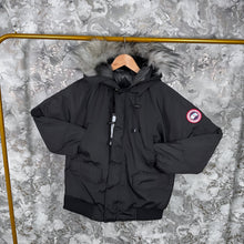 Load image into Gallery viewer, Jacket