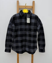 Load image into Gallery viewer, Shirt