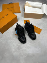 Load image into Gallery viewer, Shoes