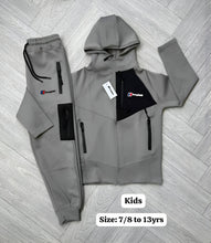 Load image into Gallery viewer, Tracksuit boy