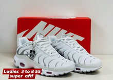 Load image into Gallery viewer, Shoes