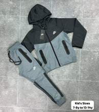 Load image into Gallery viewer, Tracksuit boy