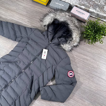 Load image into Gallery viewer, Jacket women