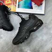 Load image into Gallery viewer, Shoes