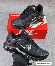 Load image into Gallery viewer, Shoes