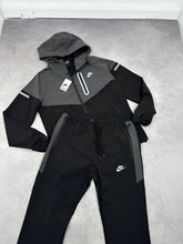 Load image into Gallery viewer, Tracksuit men