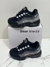 Load image into Gallery viewer, Shoes